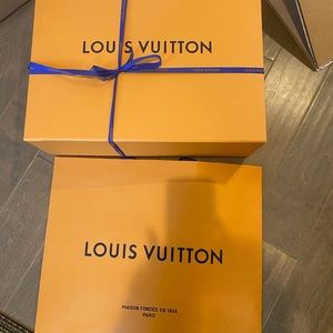 Louis Vuitton box